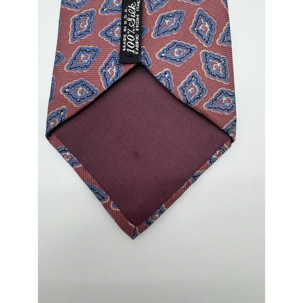 Geoffrey Beene 100% Silk Tie Red Blue Geometric‎ Diamond Pattern Classic Necktie
